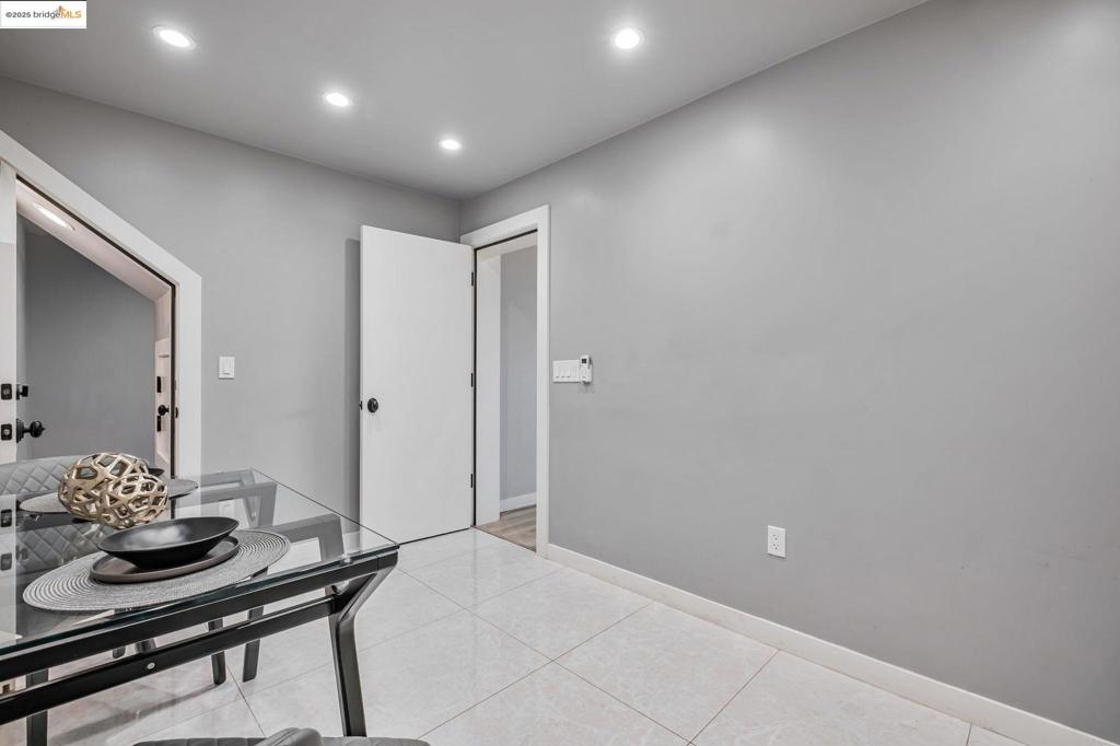 CASTRO VALLEY - Residential