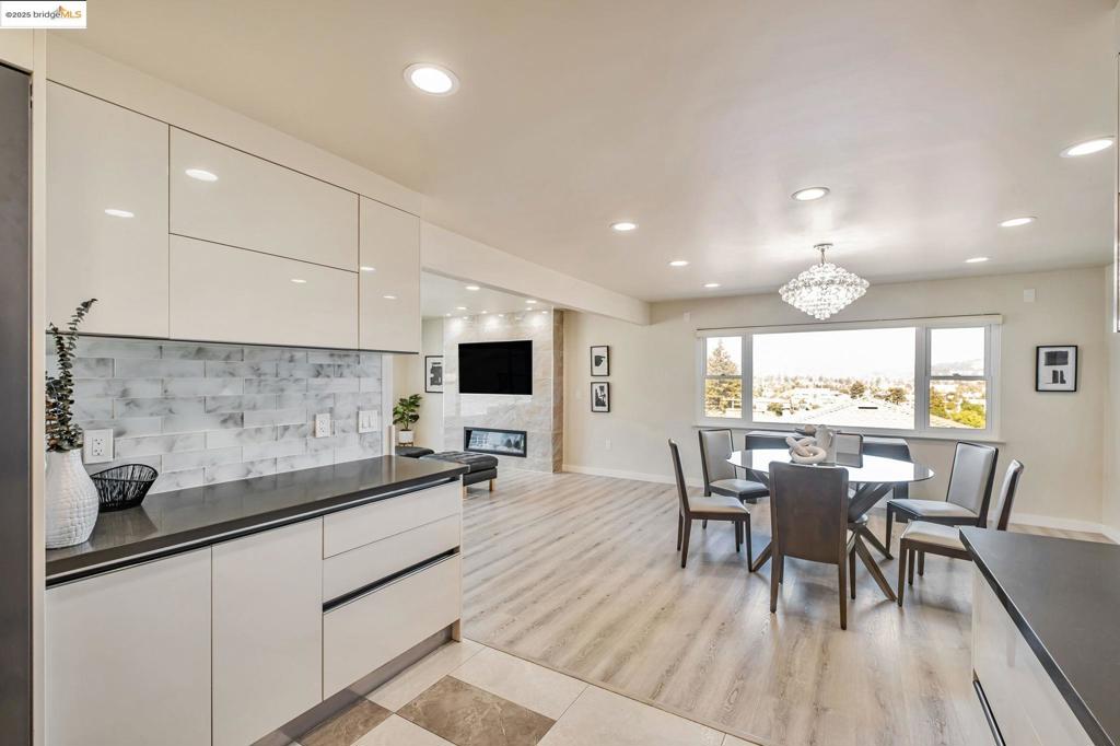 CASTRO VALLEY - Residential