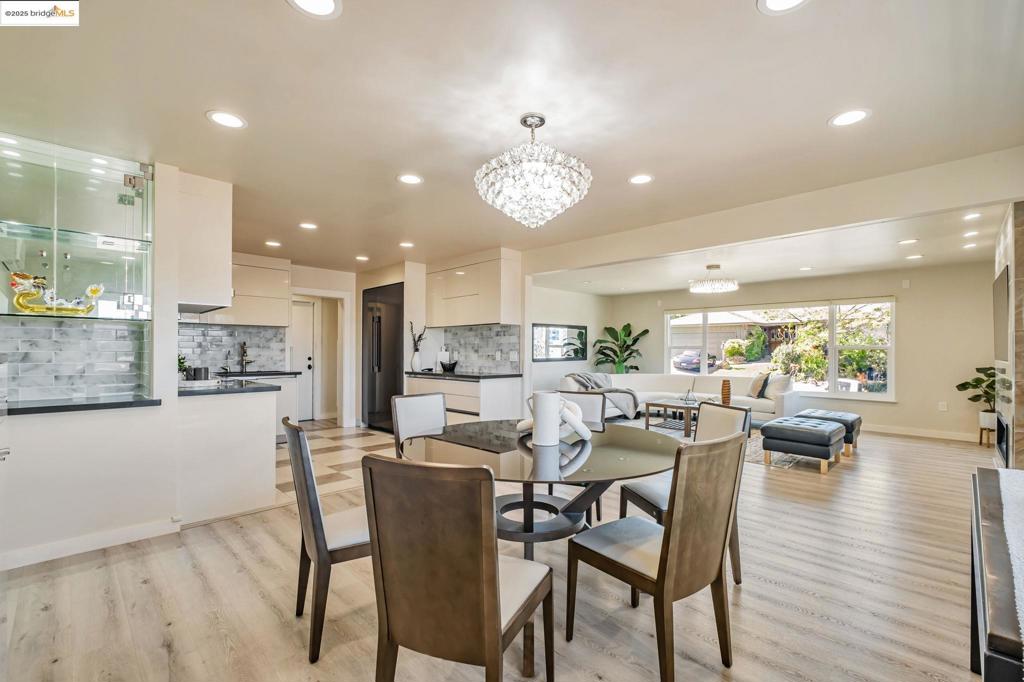 CASTRO VALLEY - Residential