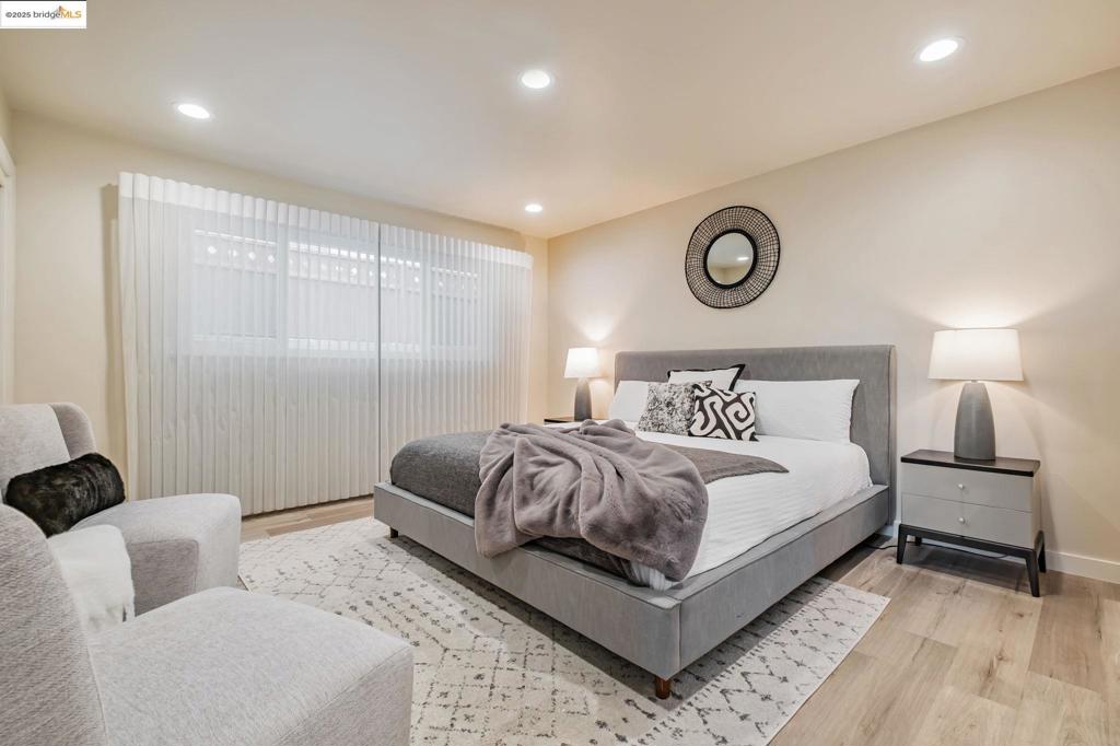 CASTRO VALLEY - Residential