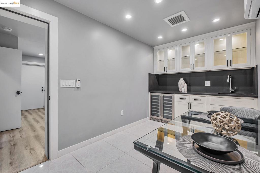 CASTRO VALLEY - Residential