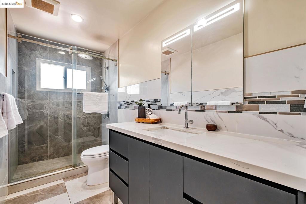 CASTRO VALLEY - Residential