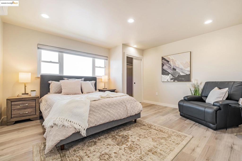 CASTRO VALLEY - Residential