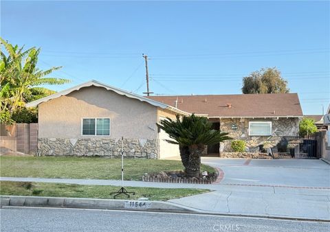 11544 Renville Street Lakewood CA 90715