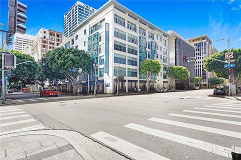 Photo of 630 W 6th St #216, Los Angeles, CA 90017 (MLS # CV26040104)