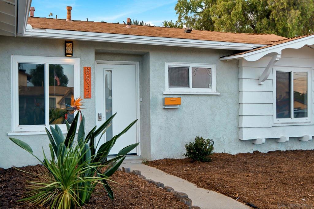 8832 Greenridge Ave