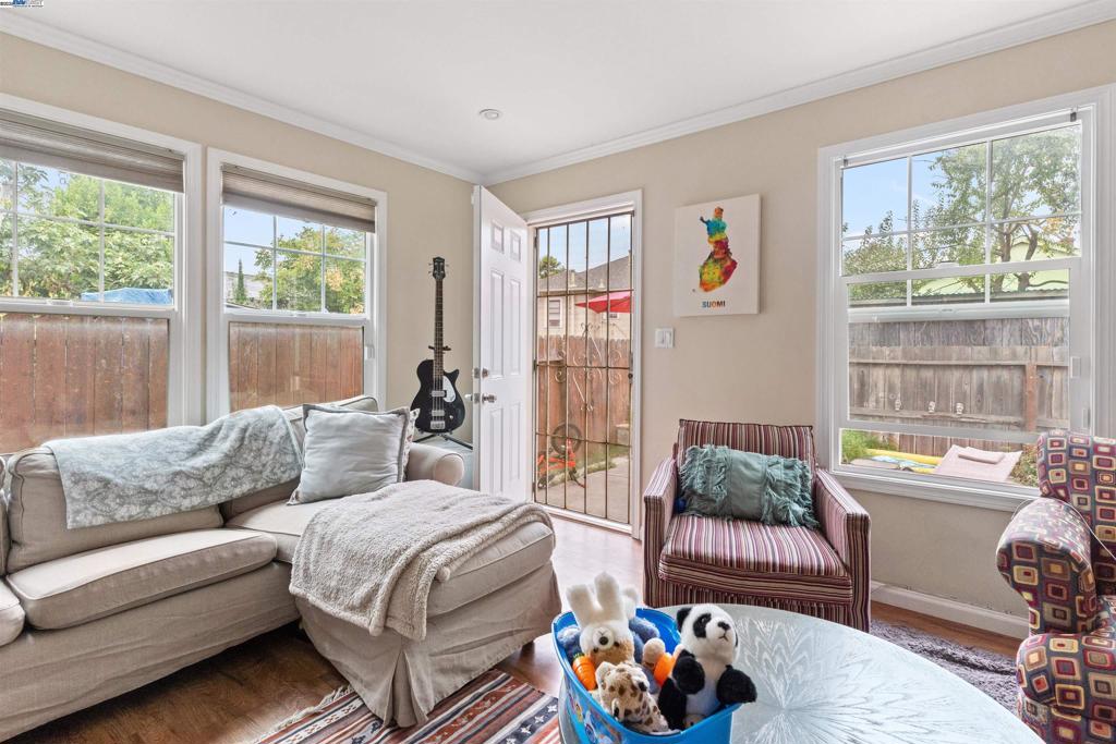 ALAMEDA - Residential Income