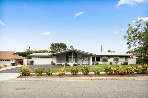 113 E South Redlands CA 92373