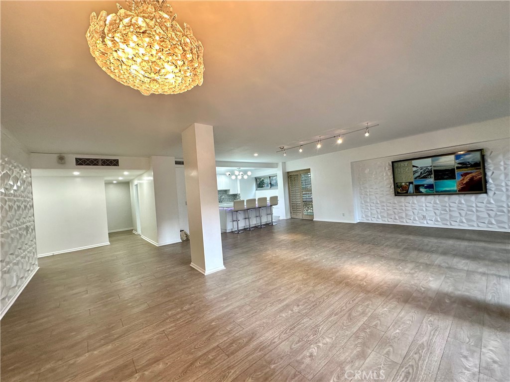 10450 Wilshire 2A