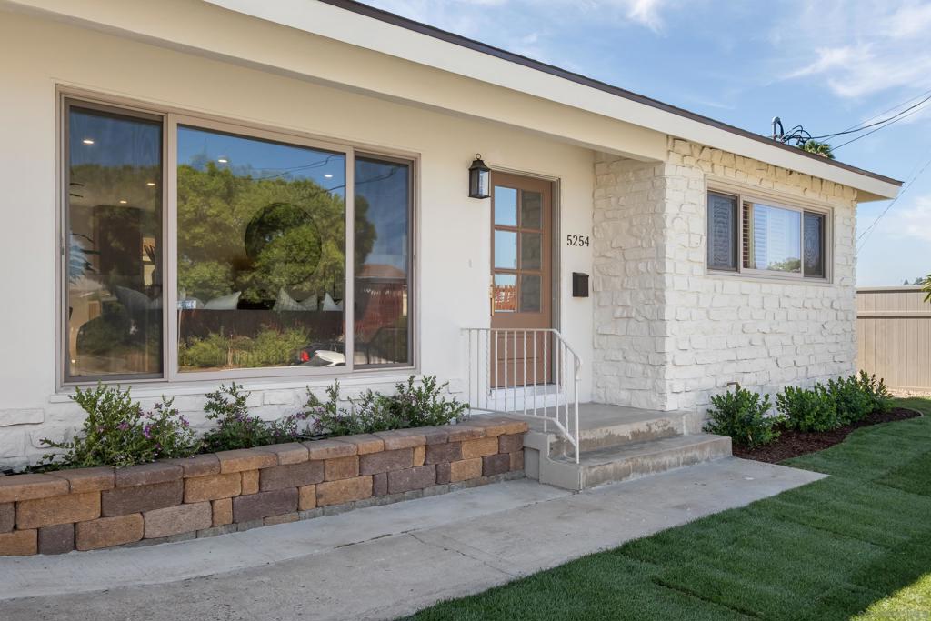 5254 Bocaw Pl Pl, San Diego CA 92115