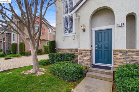 Photo of 3998 3998 Williams RD Rd, San Jose, CA 95117 (MLS # 41125436)