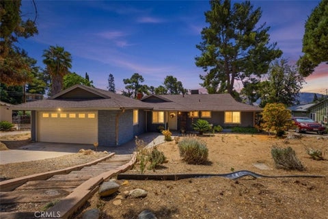 Photo of 96 W Repplier Road, Banning, CA 92220 (MLS # IG26128014)