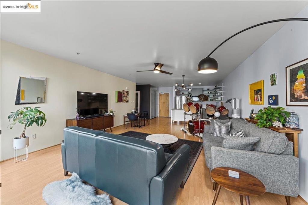 WEST OAKLAND - Residential