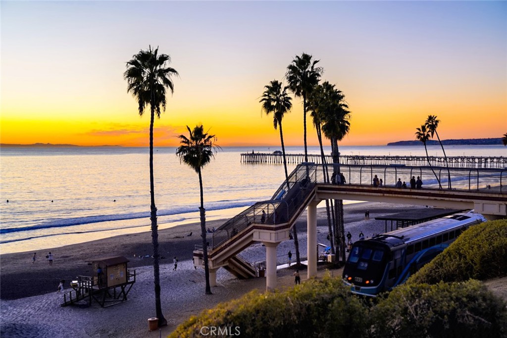 Pacifica Summit (PACS) - Residential Lease