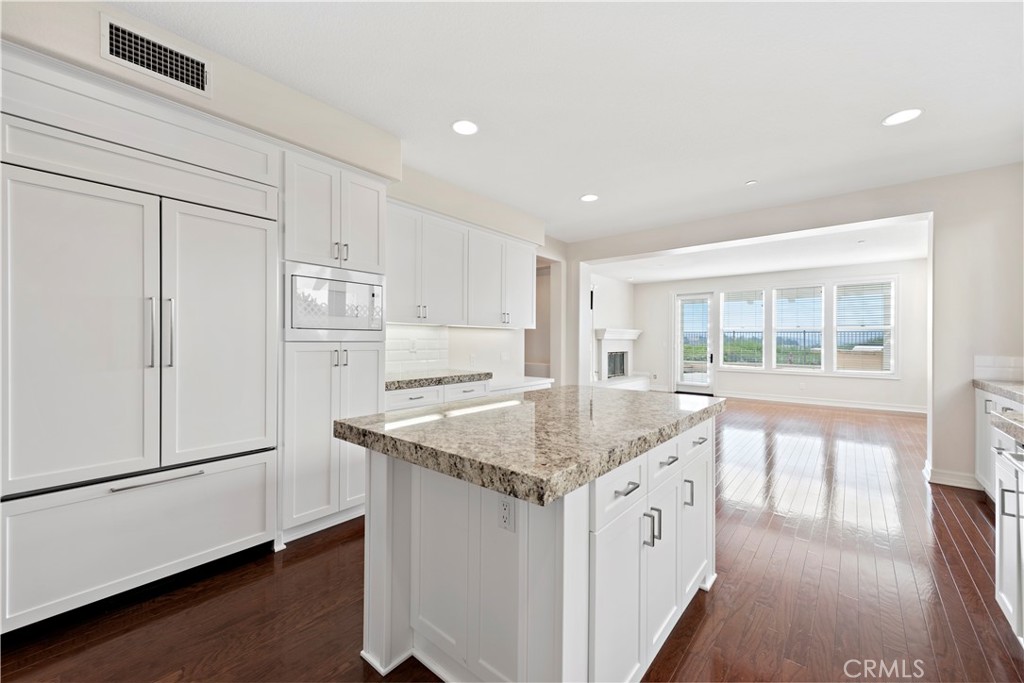 Pacifica Summit (PACS) - Residential Lease