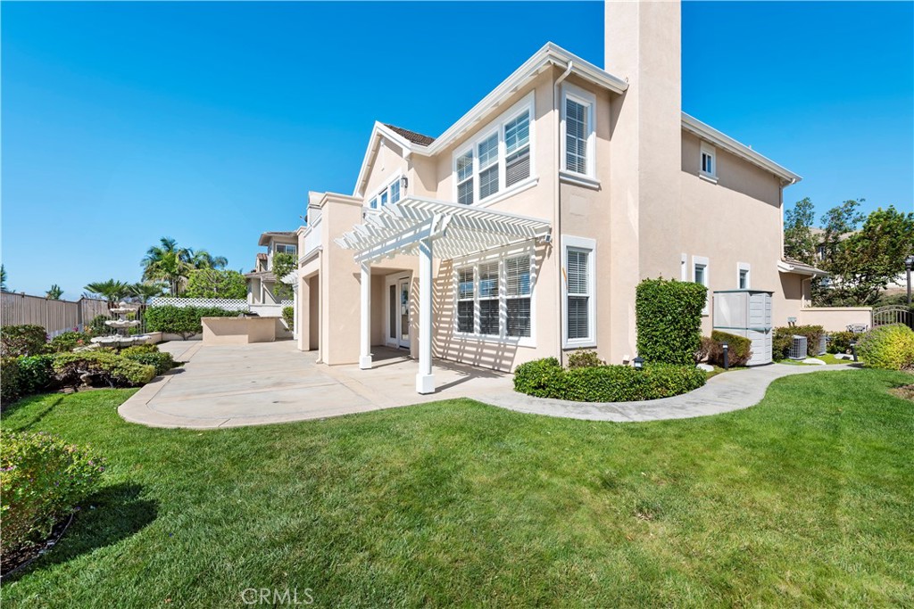 Pacifica Summit (PACS) - Residential Lease