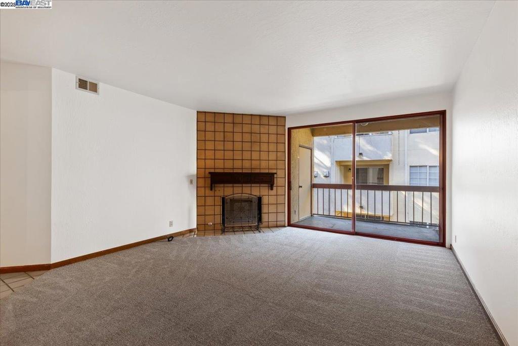 FAIRVIEW - Residential