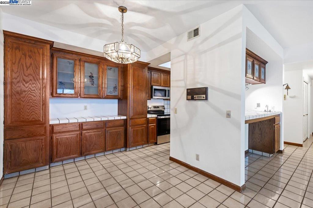 FAIRVIEW - Residential