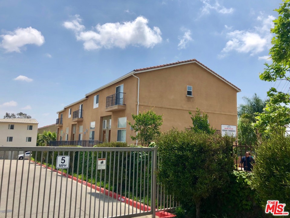 Tamarack Real Estate Services are pleased to exclusively present The Osborne Townhomes, which are a Non - Rent Control apartment complex located in the Hansen Hills neighborhood of Pacoima.Each 3-bedroom, 2.5 bathroom townhouse unit includes an upgraded interior, spacious +1,480 SF floorplan, attached 2-car garage with direct entry, and in-unit laundry.