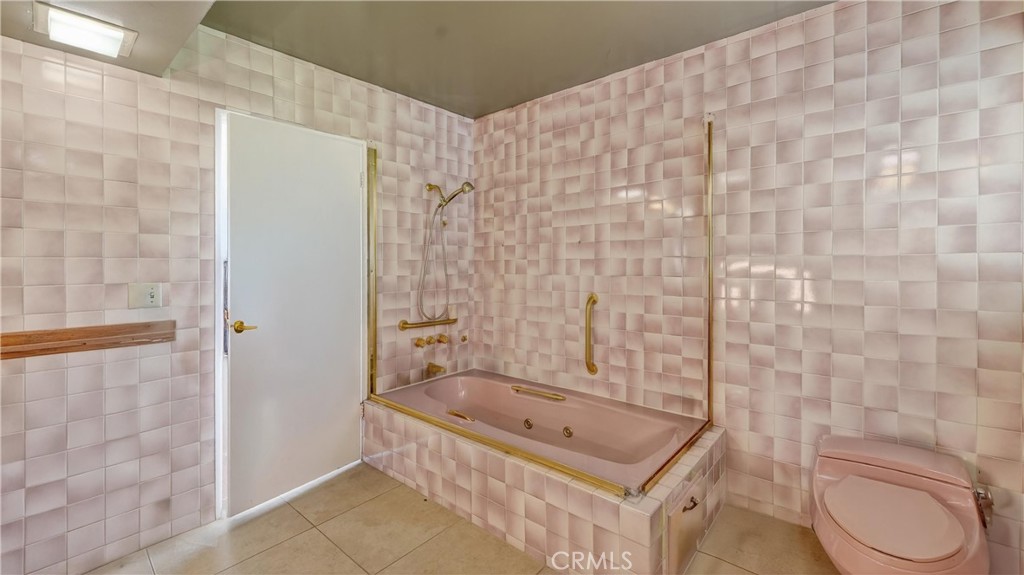 Fullerton Heights (FULH) - Residential Lease