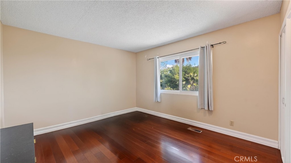 Fullerton Heights (FULH) - Residential Lease