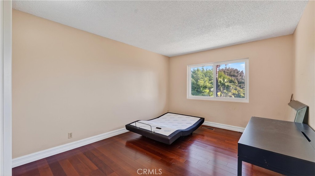 Fullerton Heights (FULH) - Residential Lease