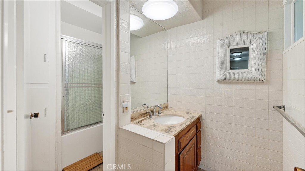 Fullerton Heights (FULH) - Residential Lease