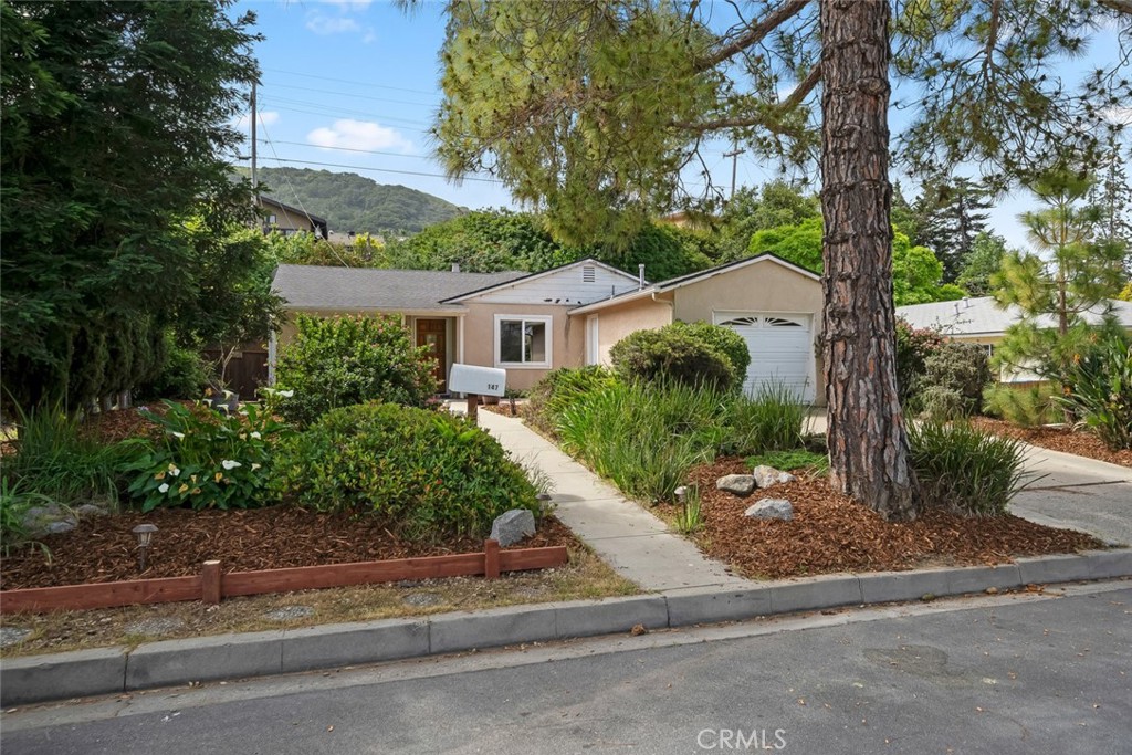 147 Del Sur Way