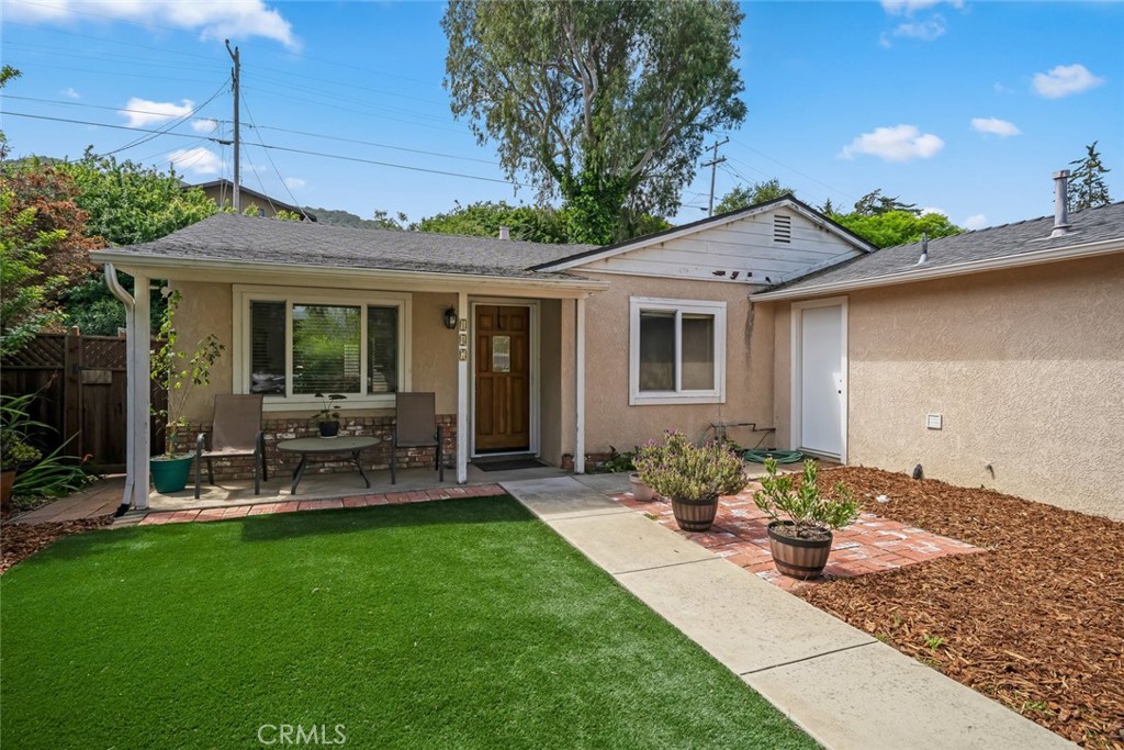 147 Del Sur Way
