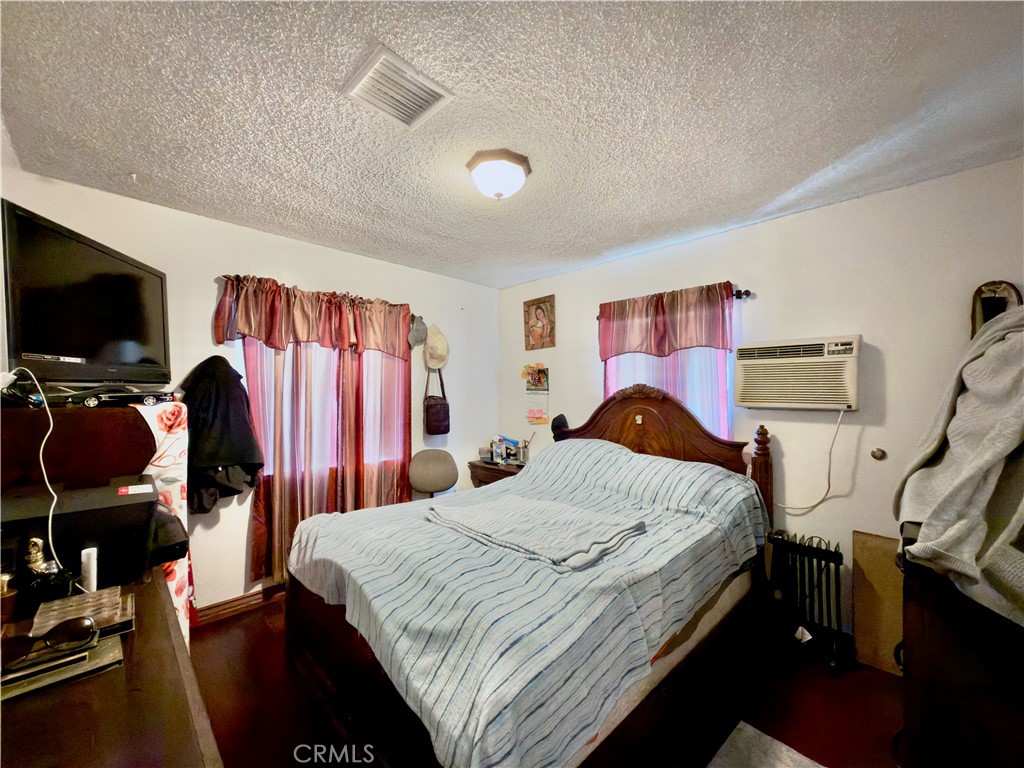 5654 Stansbury