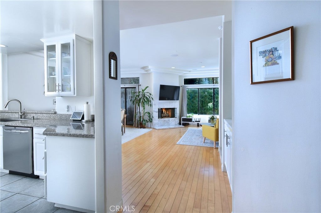 11847 Laurelwood 304