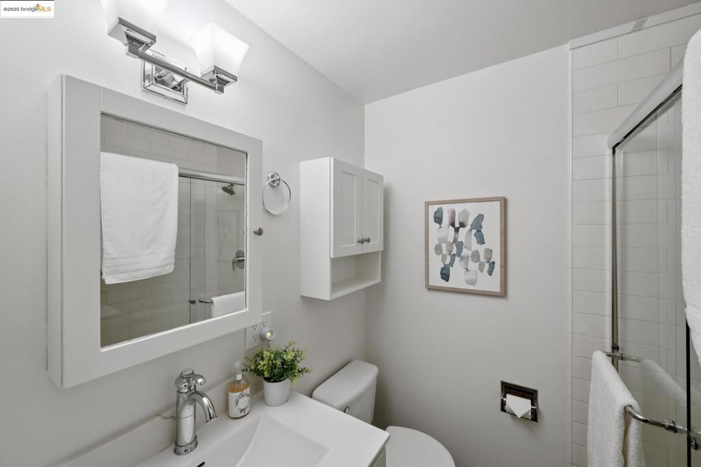 UPPER ROCKRIDGE - Residential