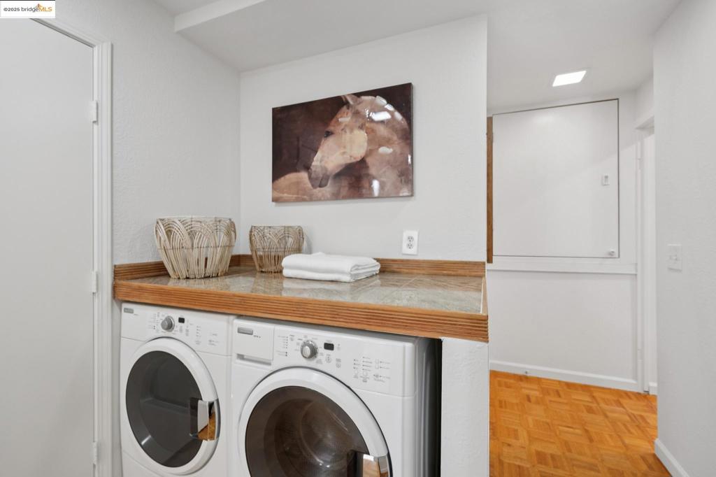 UPPER ROCKRIDGE - Residential