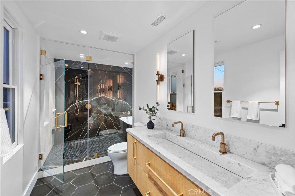 20462 Santa Ana Ave H, Newport Beach CA 92660 - Photo 13