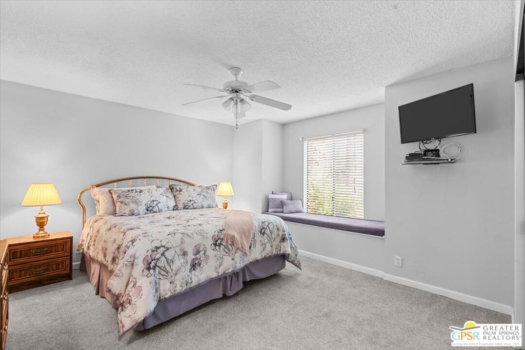 Palm Canyon Villas - Residential