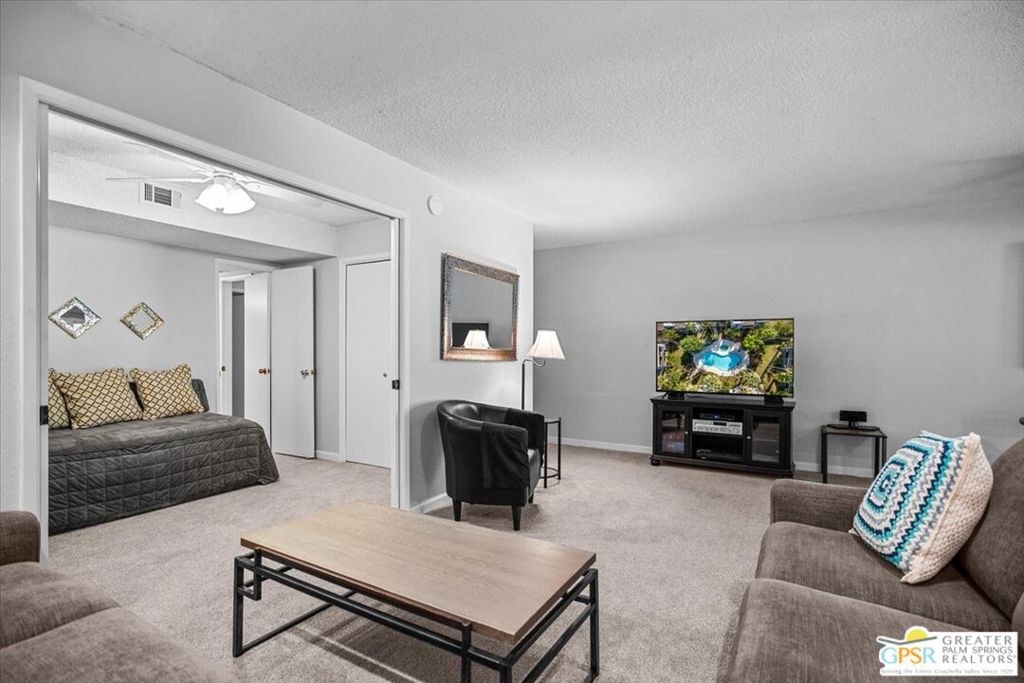 Palm Canyon Villas - Residential