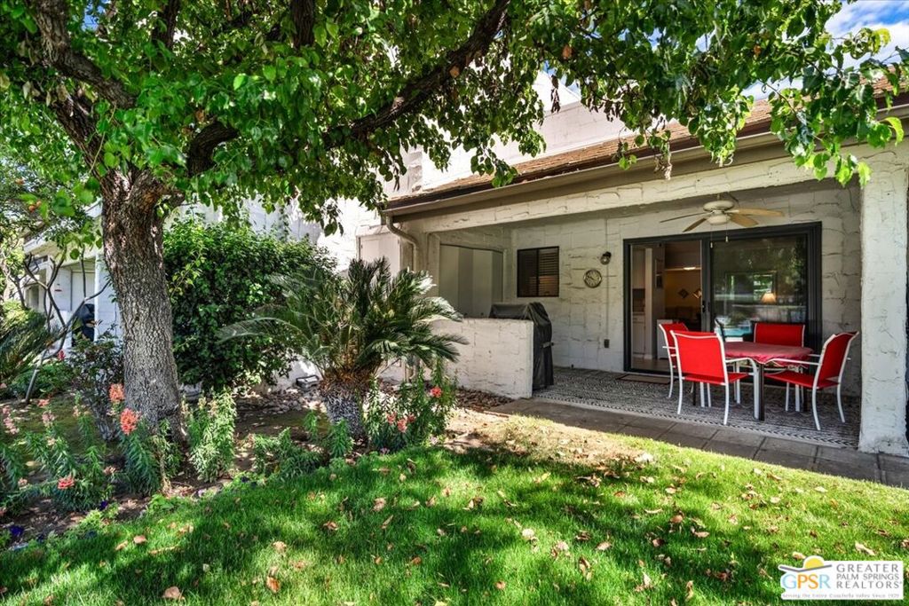 Palm Canyon Villas - Residential