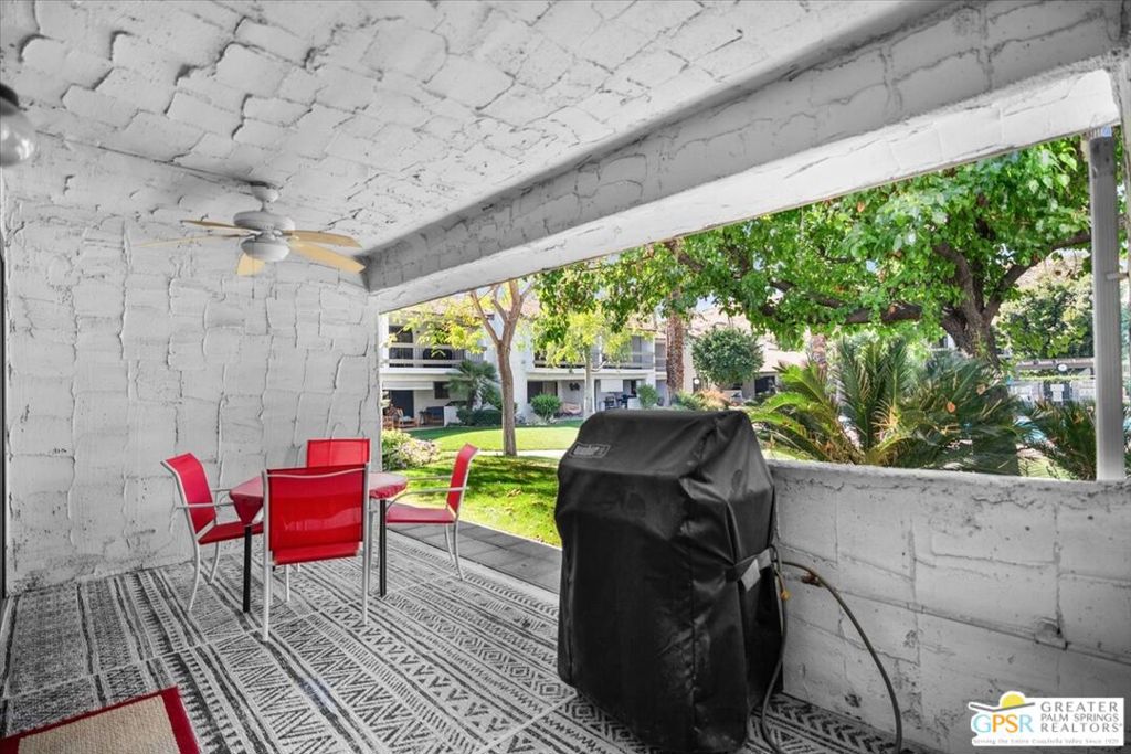 Palm Canyon Villas - Residential