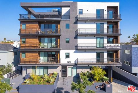 Photo of 3672 Jasmine Avenue #102, Palms, CA 90034 (MLS # 26664351)