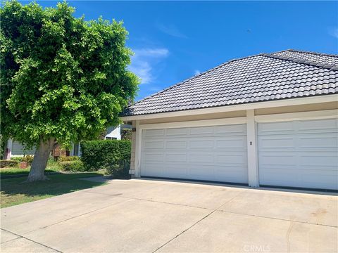 Photo of 23 DUANE, Irvine, CA 92620 (MLS # OC26086492)