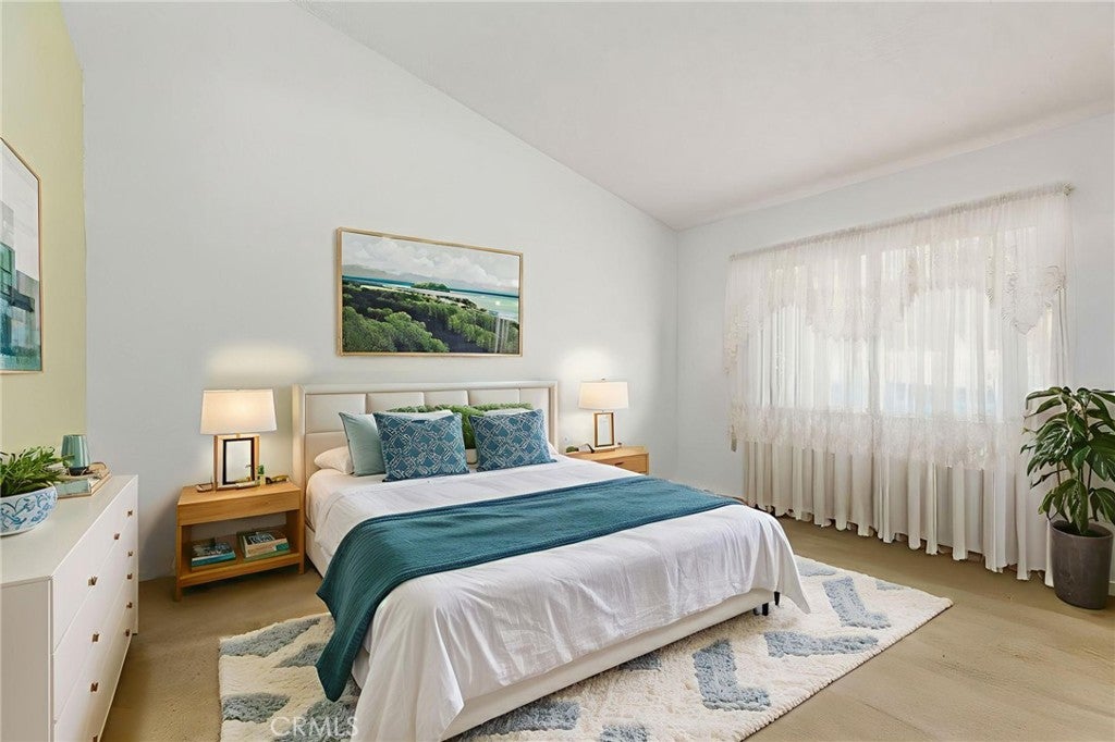 672 La Quinta Drive