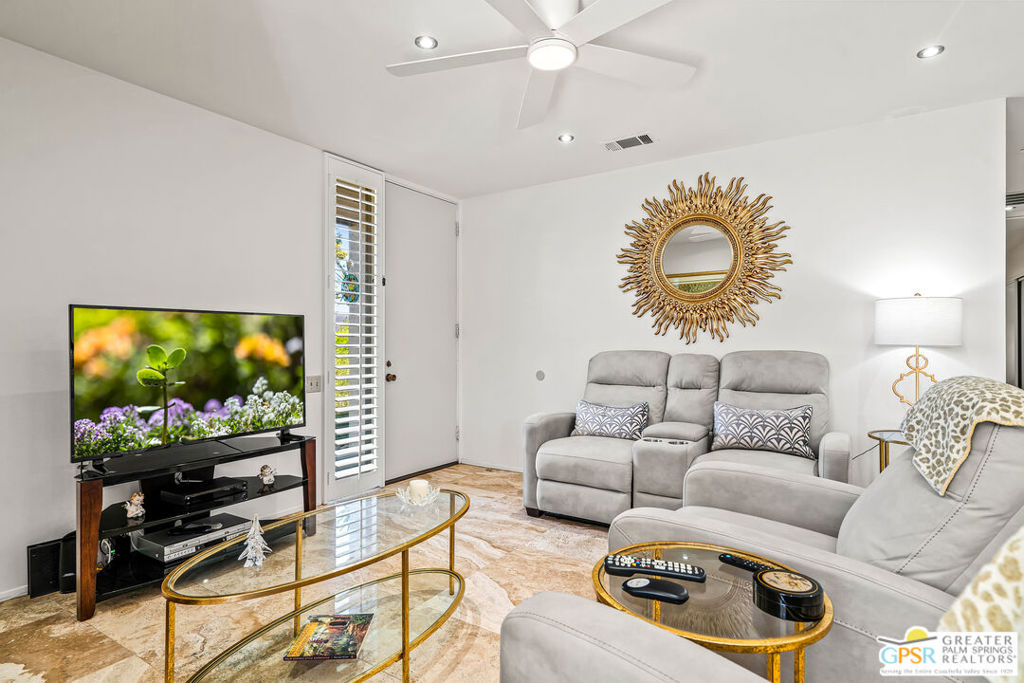 Palm Springs Country Club - Residential