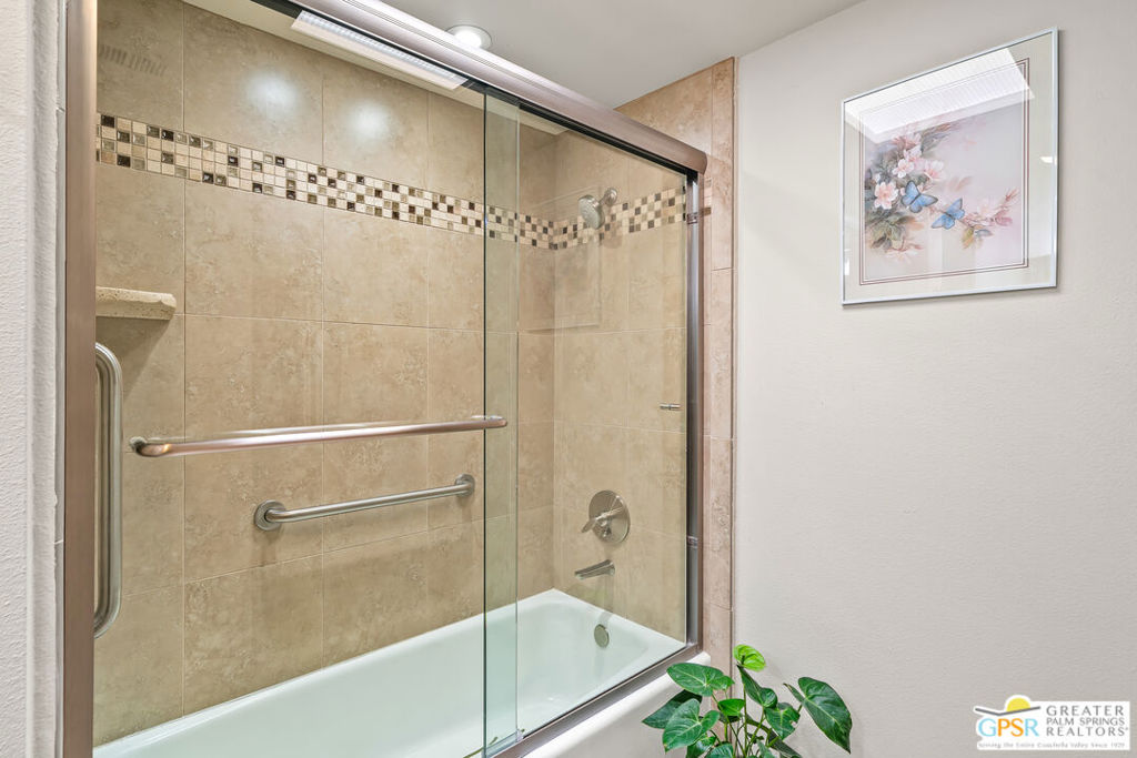 Palm Springs Country Club - Residential