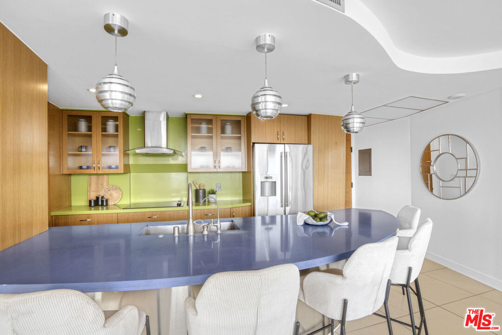 2170 Century Parkway 912