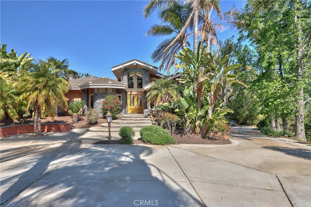 23040 De Anza Road
