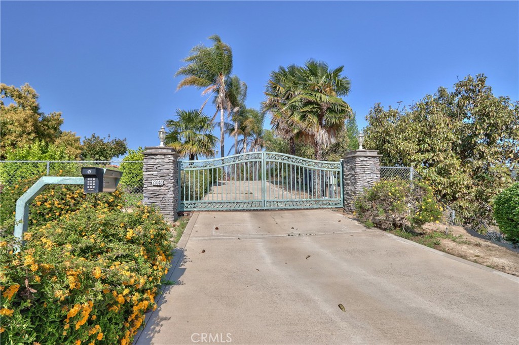23040 De Anza Road
