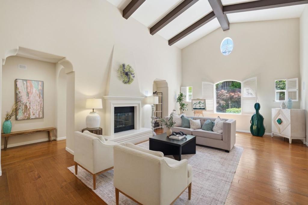 7111 Eagle Ridge Drive