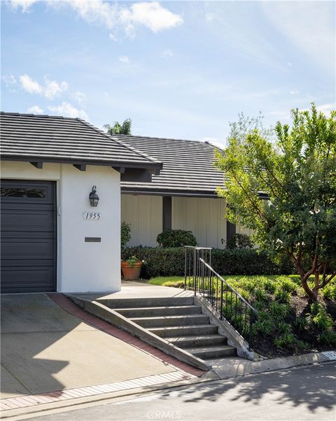 1955 Vista Caudal Newport Beach CA 92660