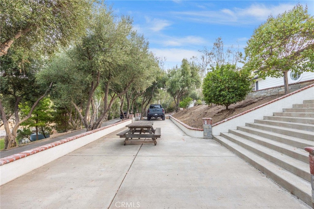 42761 Juniper
