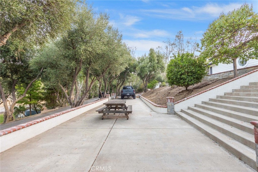 42761 Juniper